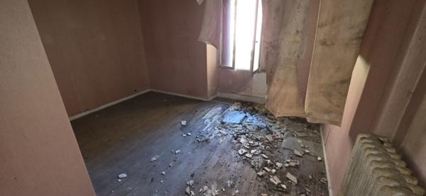 Maison à vendre 54 900 € Cahors 6 p 150 m² DPE D