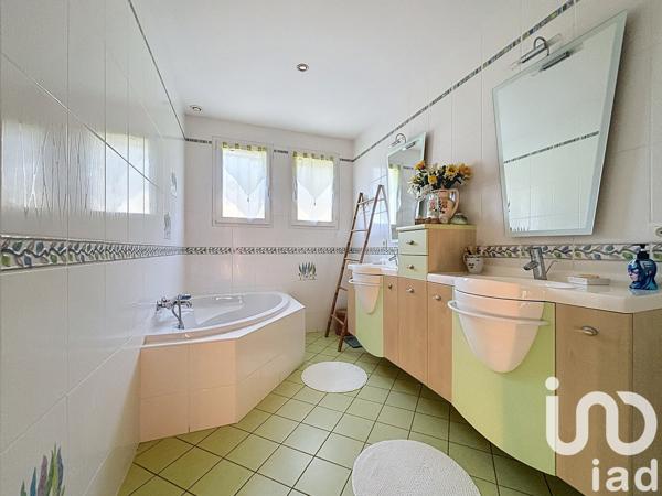 Maison à vendre 9 pièces 243 m² Lempaut