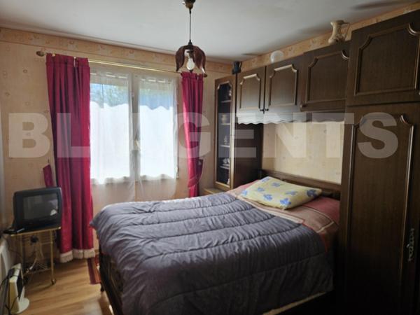 Pavillon de plain pied de 115 m² habitable avec 4 chambres sur un terrain de 820 m²