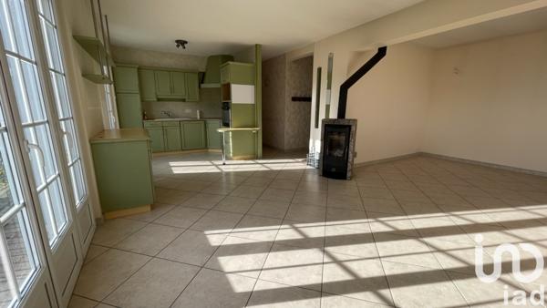 Maison 4 pièces de 90 m² à Mont-près-Chambord (41250)