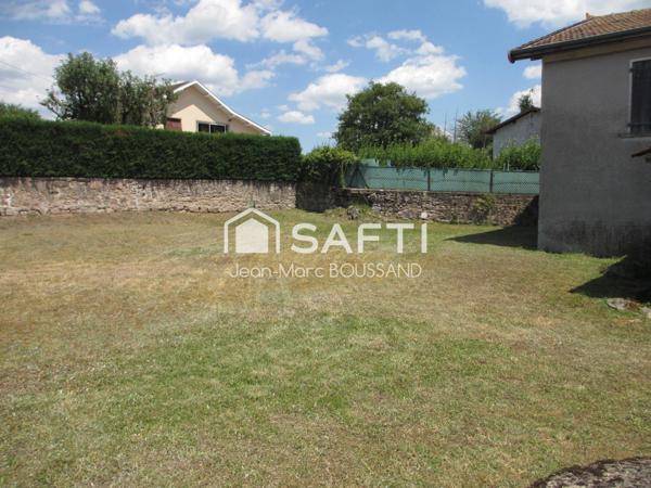 CHAUFFAILLES Maison à rénover 84M², dépendances