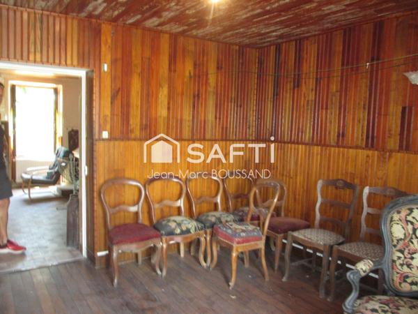 CHAUFFAILLES Maison à rénover 84M², dépendances