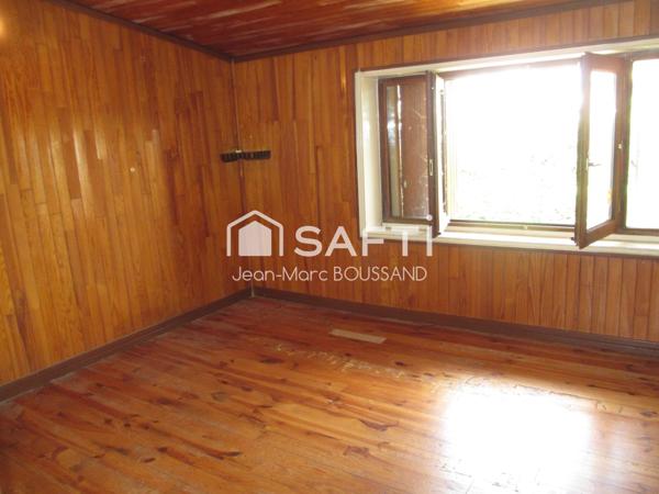 CHAUFFAILLES Maison à rénover 84M², dépendances