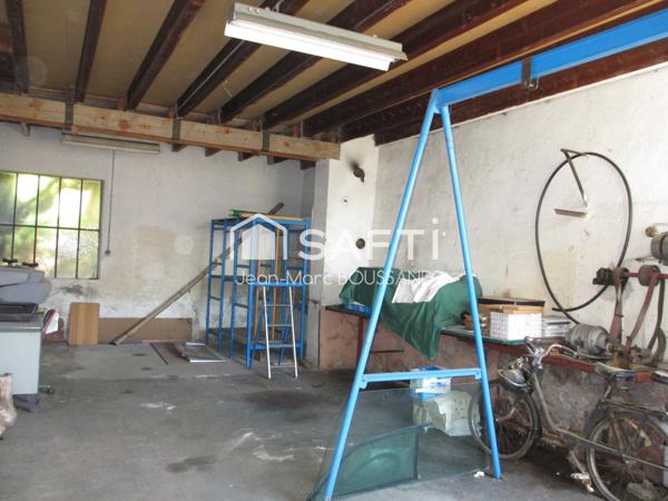 CHAUFFAILLES Maison à rénover 84M², dépendances