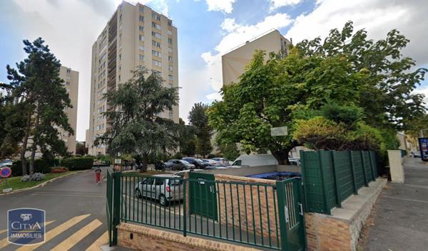 Appartement à louer 2 pièces 47.24m² Thiais (94320)