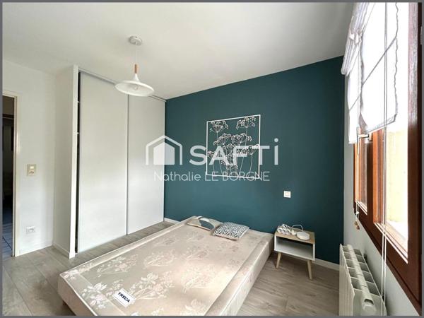 Jolie villa de plain sur demi sous sol avec piscine