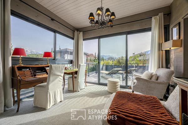 Maison d’architecte avec terrasses et jardin au bord du lac
