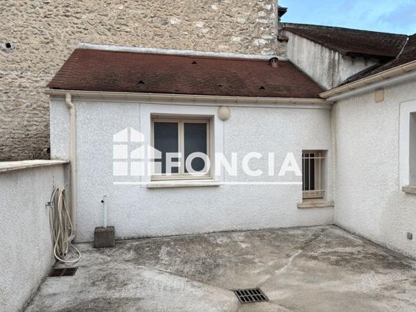 Location Maison 4 pièces 77.48 m² - 6 RUE BADRAN Etampes 91150