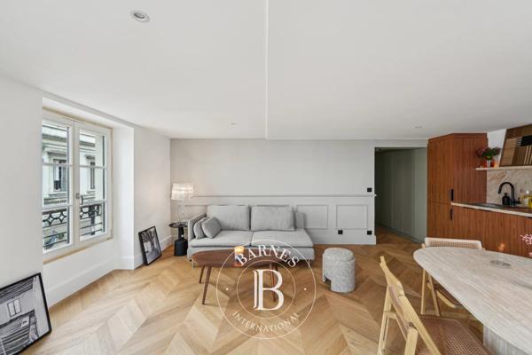Paris 7ème, Appartement 2 Chambres -  62 m² à vendre