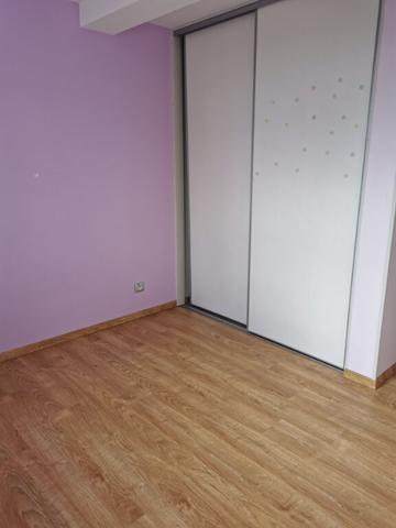 Maison à louer à Ozenx-Montestrucq - 4 pièces, 3 chambres