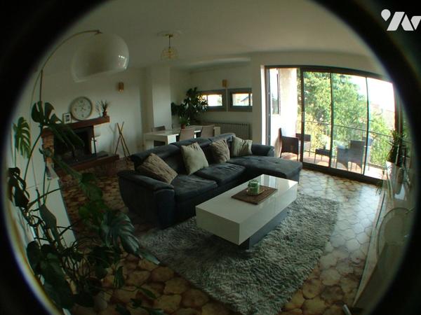 SAINT-GAUDENS centre, appartement T4 loué de 97,69 m² au 2ème étage sans ascenseur avec garage.