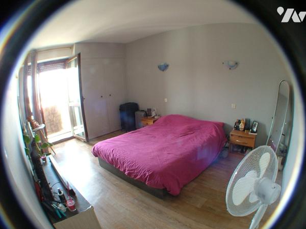 SAINT-GAUDENS centre, appartement T4 loué de 97,69 m² au 2ème étage sans ascenseur avec garage.