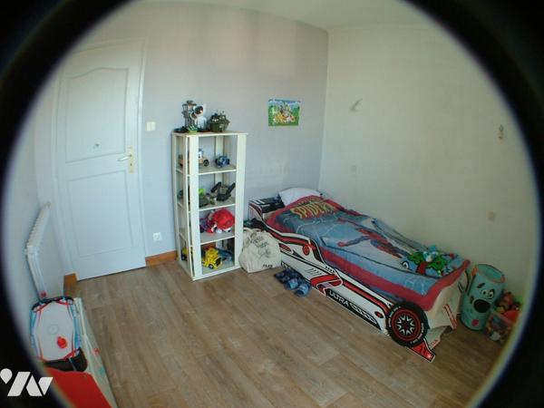 SAINT-GAUDENS centre, appartement T4 loué de 97,69 m² au 2ème étage sans ascenseur avec garage.