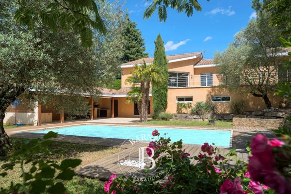 Vourles, Maison 5 Chambres -  325 m² à vendre