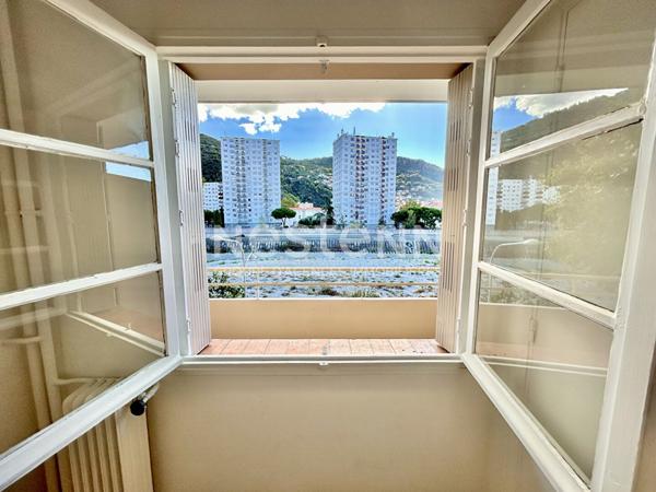 Exclusivité - NICE EST (06000) - Appartement 3 pièces 57.25 m2 avec balcon face au Paillon