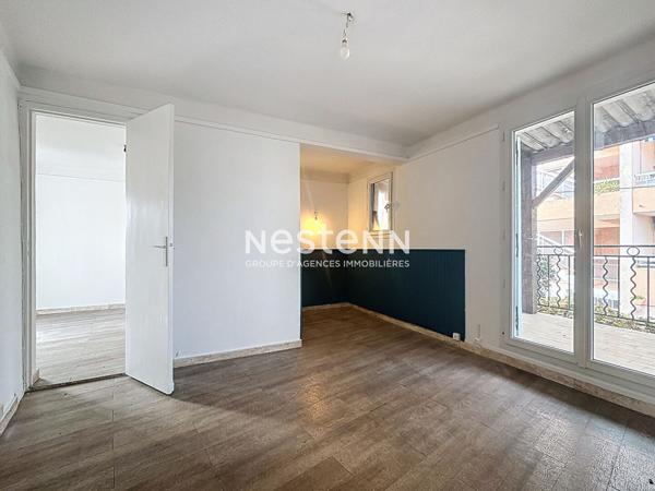 Villa Golfe-Juan Divisée en 10 Appartements - 150 mètre de la plage - Proche Parc Exflora - 290 M2