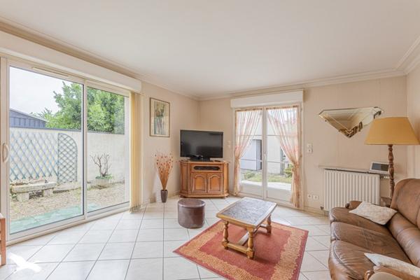 Maison à vendre 338 000 € Saint-Pierre-des-Corps 8 p 167 m² DPE C