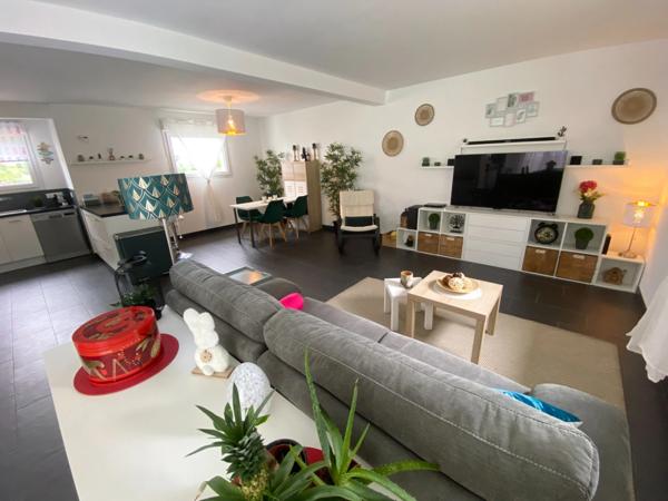 Maison à vendre 6 pièces proche de DASLE (25)