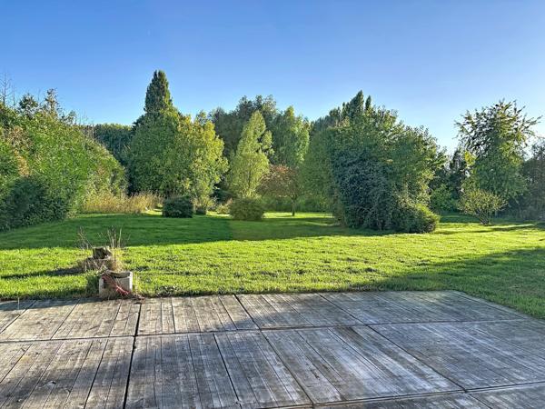Maison style longère rénovée bâtie sur 1 hectare LA CHAPELLE D ARMENTIERES