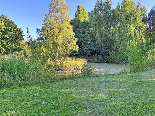 Maison style longère rénovée bâtie sur 1 hectare LA CHAPELLE D ARMENTIERES
