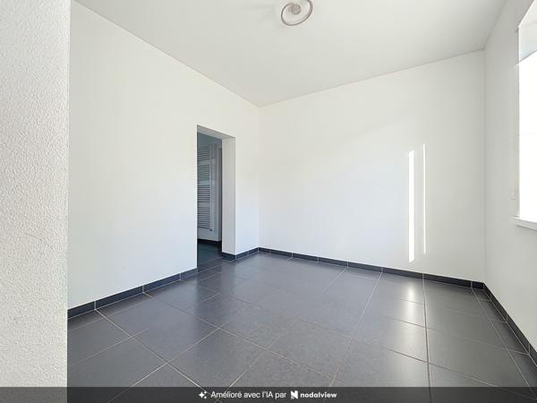 Maison style longère rénovée bâtie sur 1 hectare LA CHAPELLE D ARMENTIERES