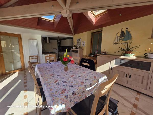 LE CHENE: MAISON EN PIERRE 4 CHAMBRES