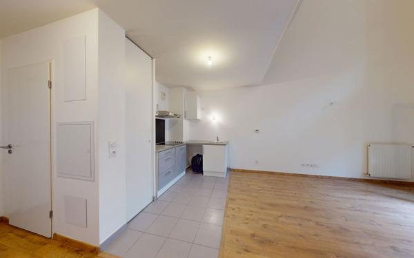 Appartement à vendre    2 pièces • 42 m2 Bordeaux