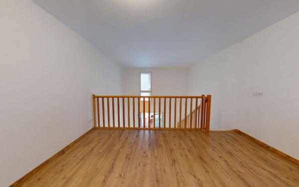 Appartement à vendre    2 pièces • 42 m2 Bordeaux