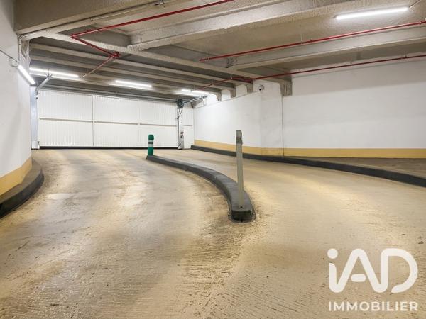 Parking à vendre 12 m² Courbevoie