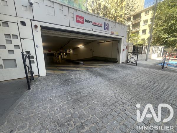 Parking à vendre 12 m² Courbevoie