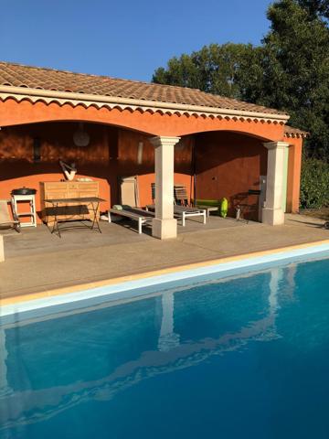 En exclusivité Villa de plus de 135 m2 avec piscine golf de la Valdaine