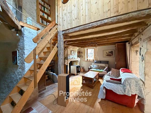 À VENDRE À AZAY-LE-RIDEAU (37190) : PROPRIÉTÉ DE 236 M2 AVEC DEUX MAISONS