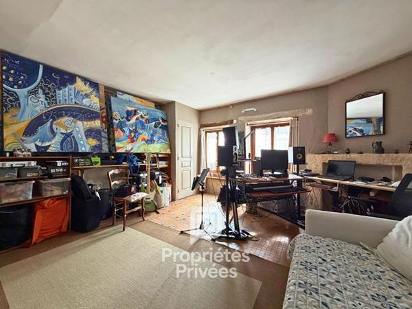 À VENDRE À AZAY-LE-RIDEAU (37190) : PROPRIÉTÉ DE 236 M2 AVEC DEUX MAISONS