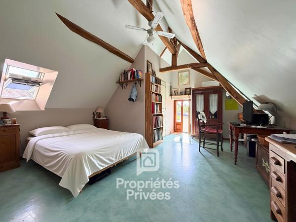 À VENDRE À AZAY-LE-RIDEAU (37190) : PROPRIÉTÉ DE 236 M2 AVEC DEUX MAISONS