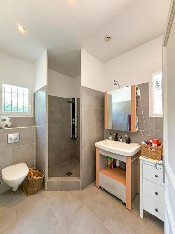 Maison à vendre  6 pièces - 170 m2 GASSIN - 83