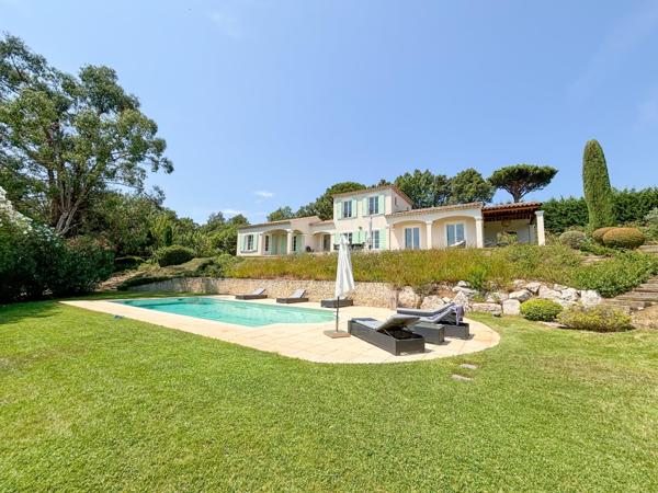 Maison à vendre  6 pièces - 170 m2 GASSIN - 83