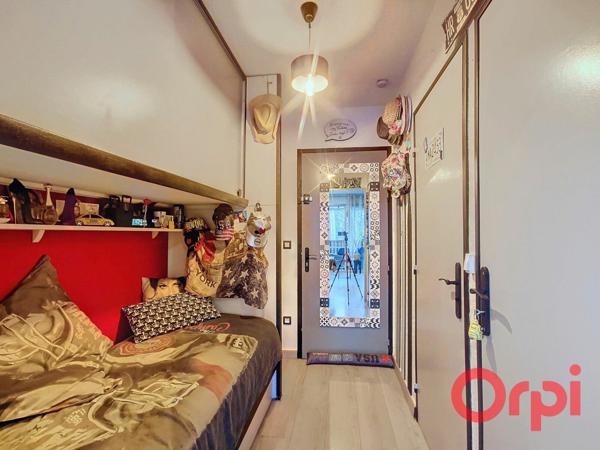 Appartement à vendre    1 pièce • 22,34 m2 Sanary-sur-Mer