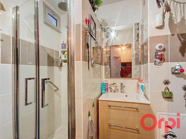 Appartement à vendre    1 pièce • 22,34 m2 Sanary-sur-Mer