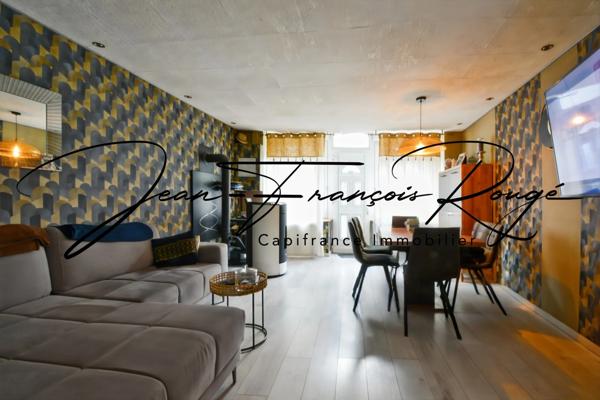 Vire, proche de l'Hippodrome, maison de ville rénovée avec trois chambres