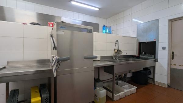 Proche Colmar fonds de restaurant 180 places + droit au bail.