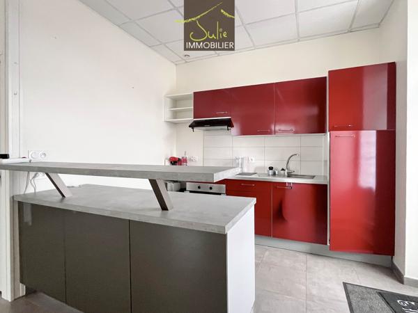 BRESSUIRE Centre - Appartement T3 de 57m² au RDC