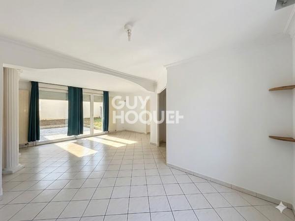 Maison à vendre de 6 pièces de 106.4 m² avec le confort de plein pied