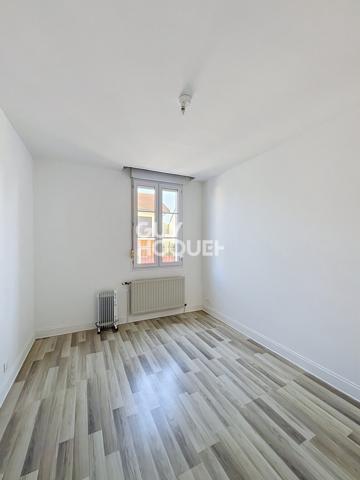 Maison à vendre de 6 pièces de 106.4 m² avec le confort de plein pied