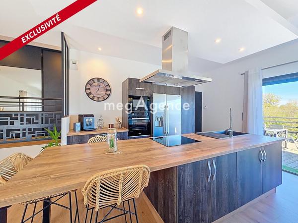 Maison à SAINT-CHRISTOPHE-DU-BOIS, 49280 - 6 pièces 155m²