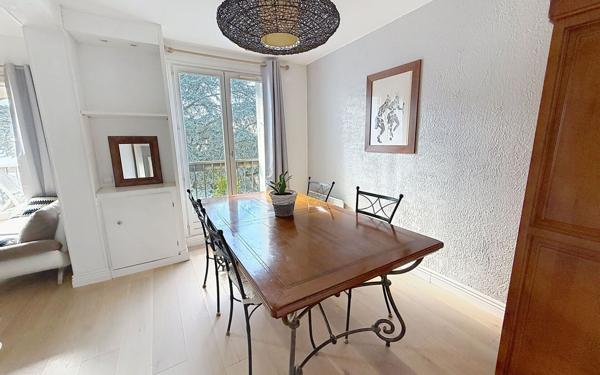 Appartement à louer    4 pièces • 94,43 m2 Joué-lès-Tours