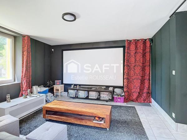 Belle Villa avec piscine proche commodités & bois