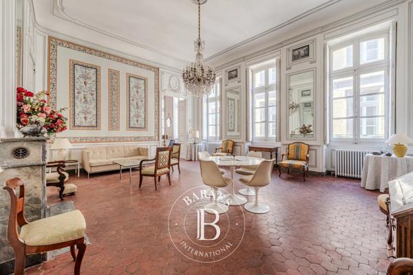 Avignon, Appartement 4 Chambres -  268 m² à vendre