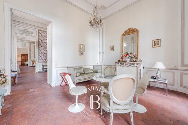 Avignon, Appartement 4 Chambres -  268 m² à vendre