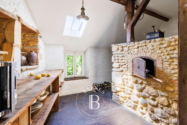 Pau, Propriété 8 Chambres -  600 m² à vendre