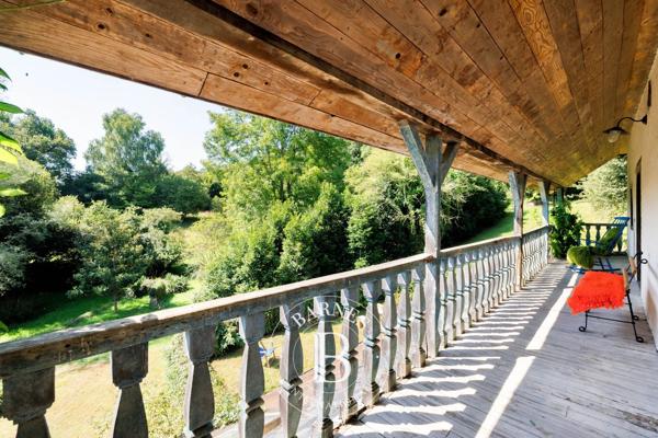 Pau, Propriété 8 Chambres -  600 m² à vendre